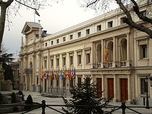 300px-Senado fachada Madrid